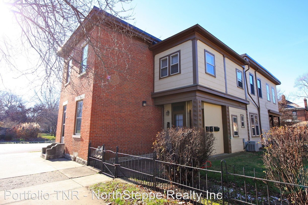 Primary Photo - 929-937 S 3rd St