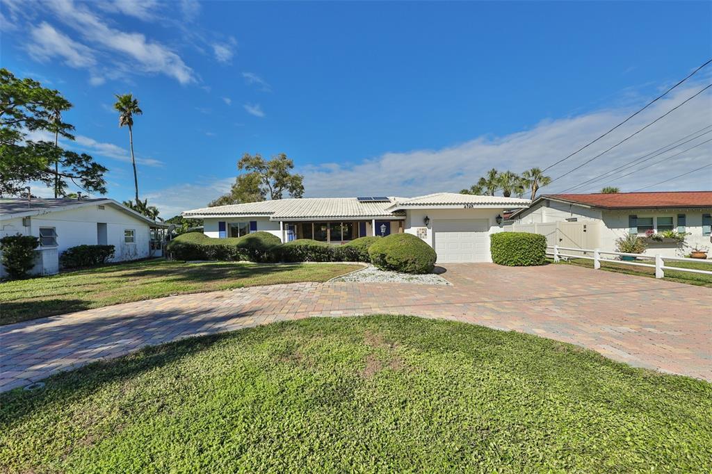 4748 Shore Acres Blvd NE, Saint Petersburg, FL 33703 House Rental in