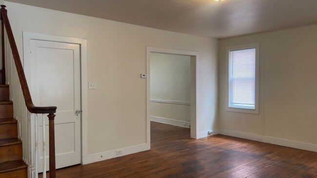 Building Photo - Beautiful 3 Bedroom 1 Bathroom in Lancaste...