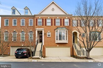 Building Photo - 4170 Governor Yeardley Ln