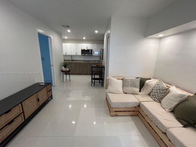Foto del edificio - 14204 SW 84th St