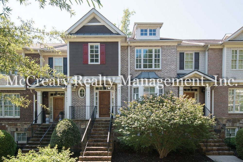 Foto principal - 851 Mountain View Ter NW