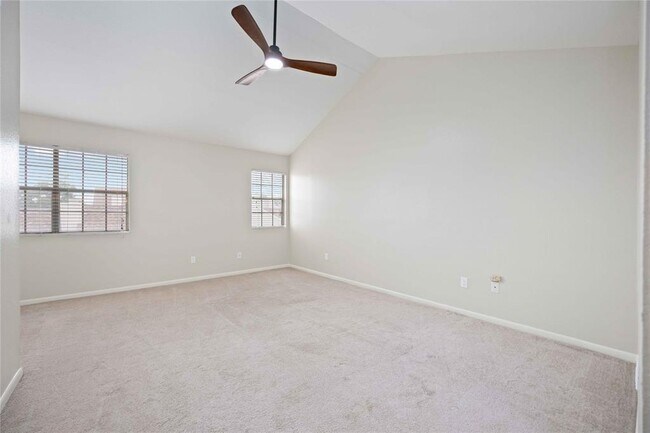 Building Photo - 14020 Schroeder Rd