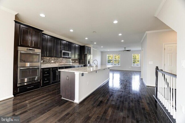 Building Photo - 21493 Willow Breeze Sq