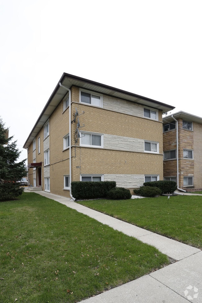 Building Photo - 3045 Harlem Ave