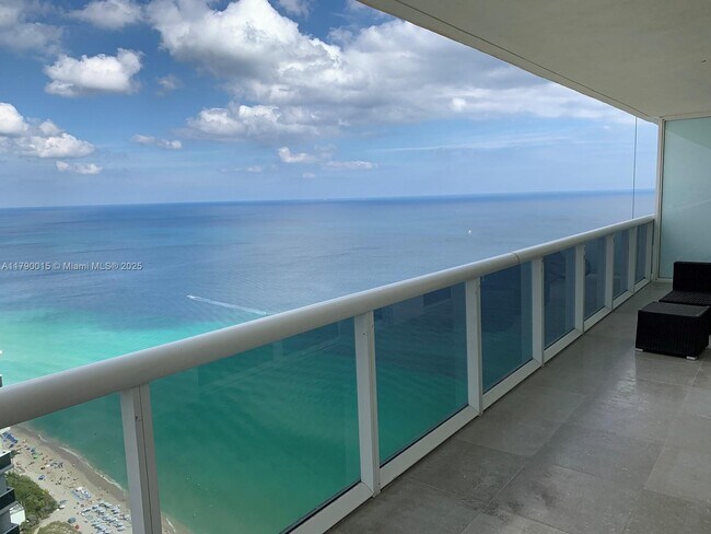 Foto del edificio - 1830 S Ocean Dr