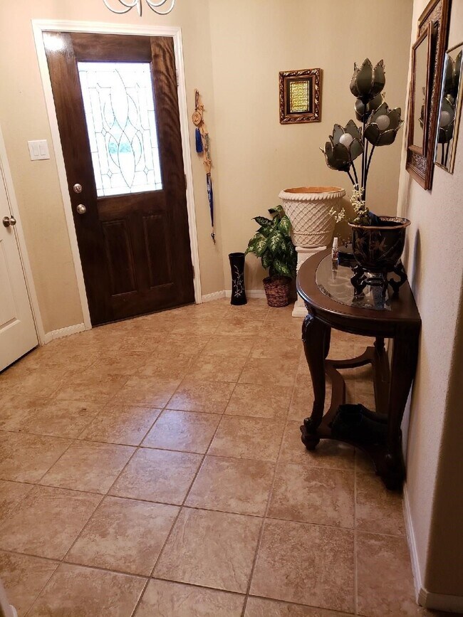 Foto del edificio - 9211 Adobe Sky Ct