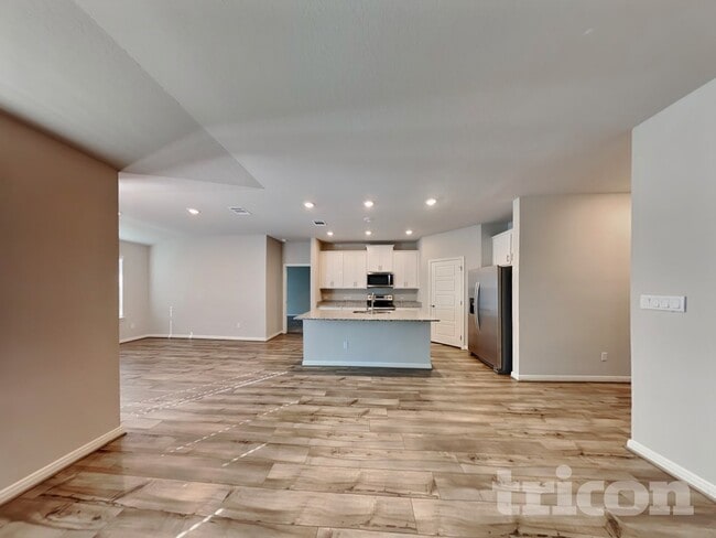 Foto del edificio - 5523 Shasta Pl