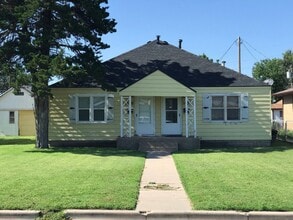 Building Photo - 1436 Broadway Ave