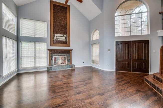 Foto del edificio - 7700 Windmere Ct