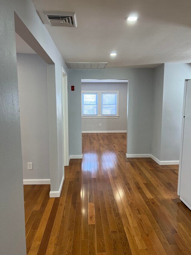 7 Chambers St Unit 3rd Floor, Cumberland, RI 02864 Apartments in