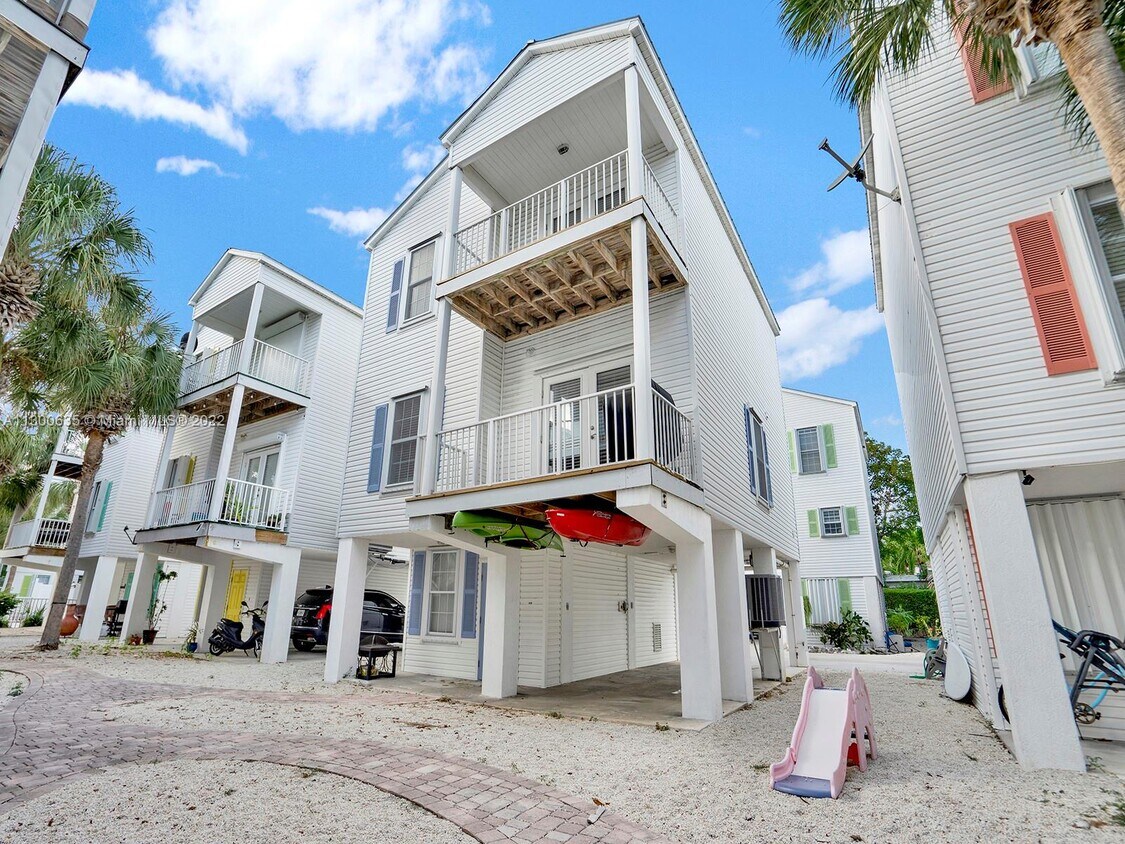 325 25th St, Marathon, FL 33050 House Rental in Marathon, FL