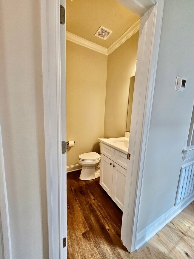 Building Photo - NEW Construction 3BR near Lake Lawson!