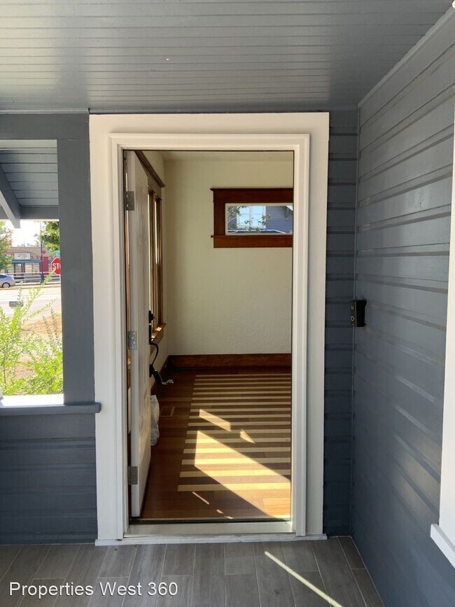 Building Photo - 4 br, 2 bath House - 5916 NE 110th Ave