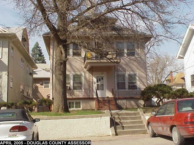 Primary Photo - 4822-4824 Chicago St
