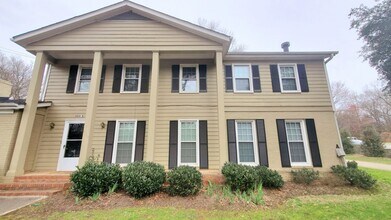 Building Photo - 2839 Huntingtowne Farms Ln