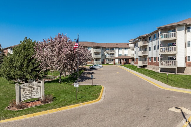 Building Photo - Realife Cooperative of Mounds View