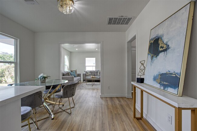 Foto del edificio - 4716 Siegel St