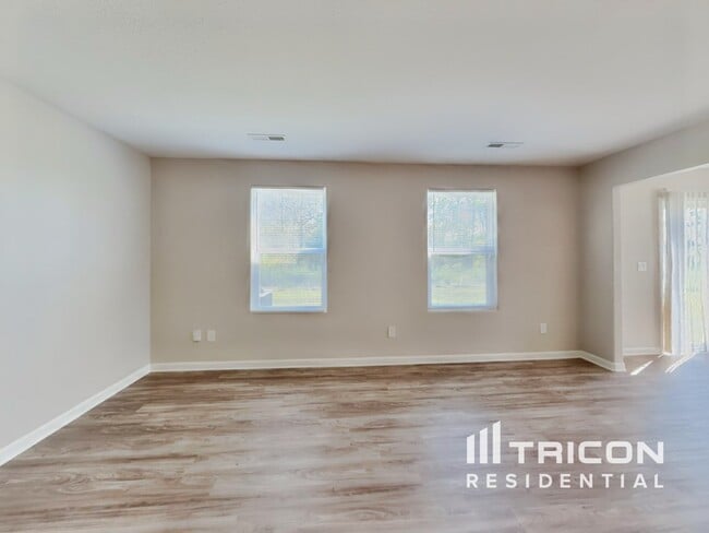 Building Photo - 2 Hazelburn Ct
