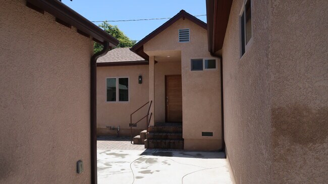 1 bedroom - 441 S Main St