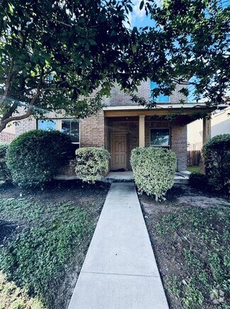 Building Photo - 1421 Blake St