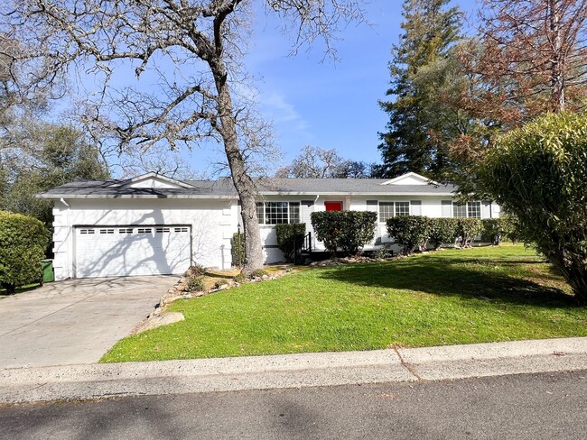 Building Photo - Corner Lot 3/2 in El Dorado Hills