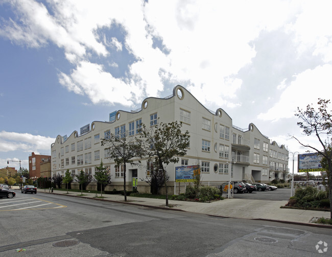 Primary Photo - The Breakers at Sheepshead Bay Condominium