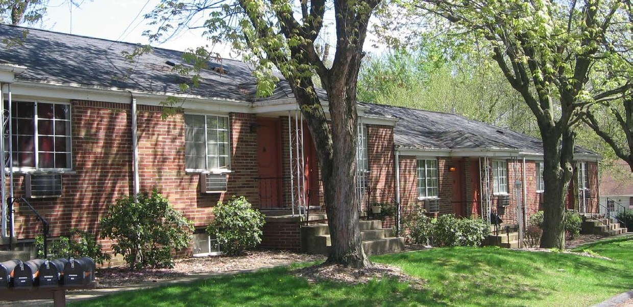 Primary Photo - Ferndale Ridge Apartments