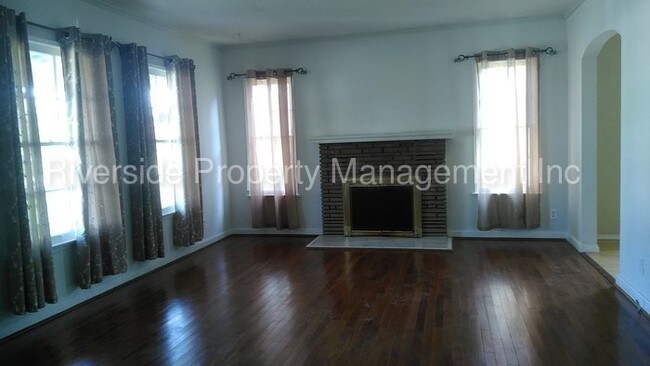Foto del edificio - 5928 Birch St