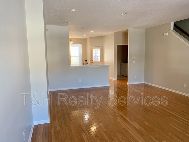 Building Photo - 8346 Codesa Way