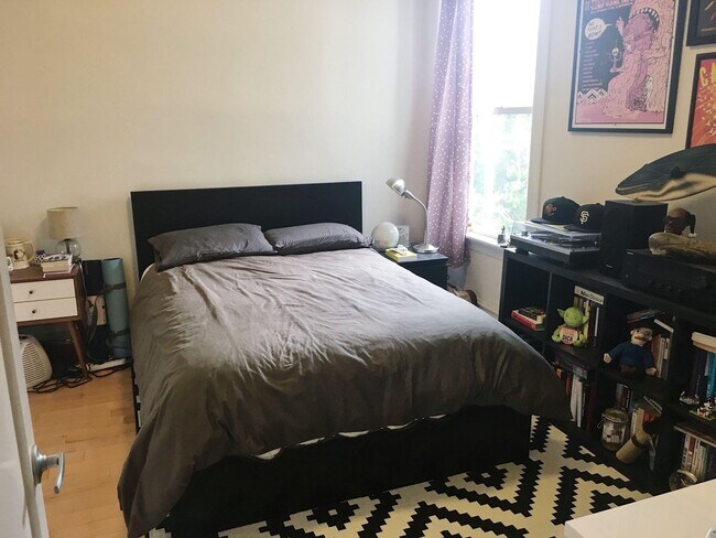 Building Photo - 57 Beideman St