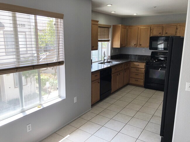 Foto del edificio - 10140 Wateridge Cir