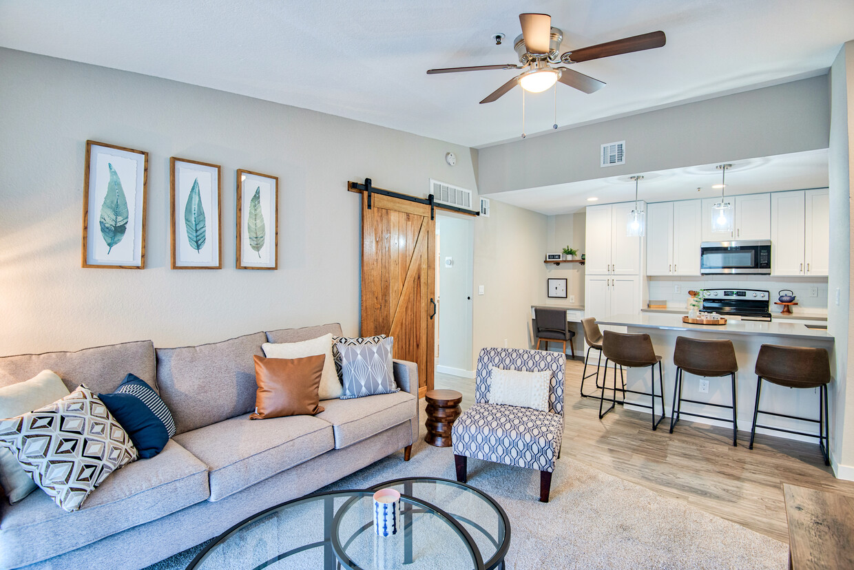 Tatum Place - Apartments in Scottsdale, AZ | Apartments.com