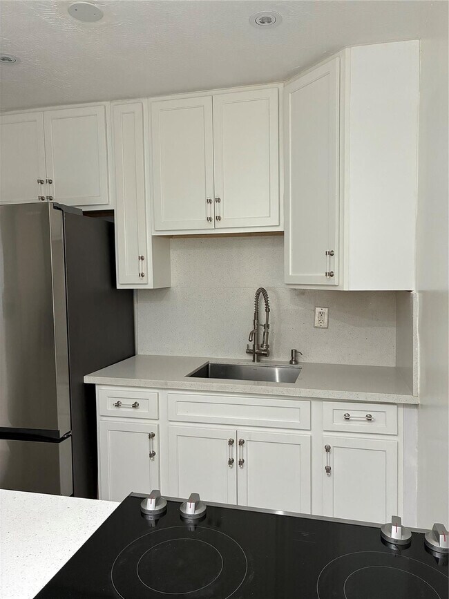 Foto del edificio - 2816 NW 7th St