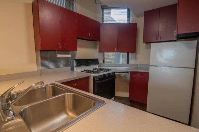 Building Photo - 2 bedroom in CHICAGO IL 60614