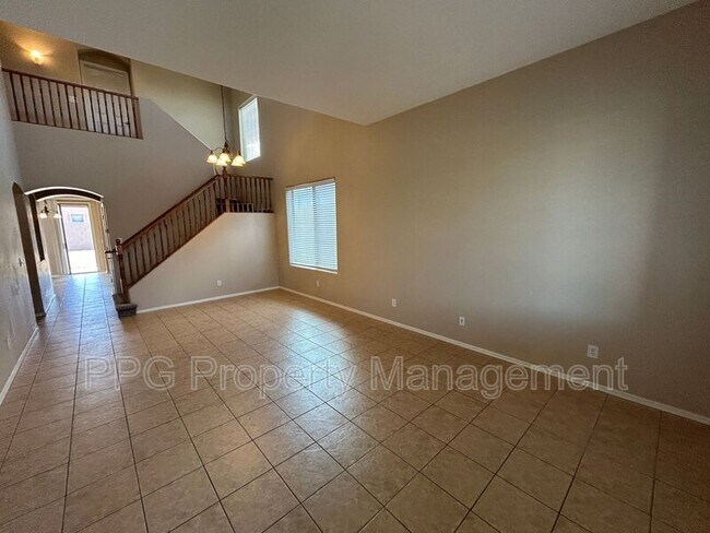 Foto del edificio - 17931 W Sunnyslope Ln