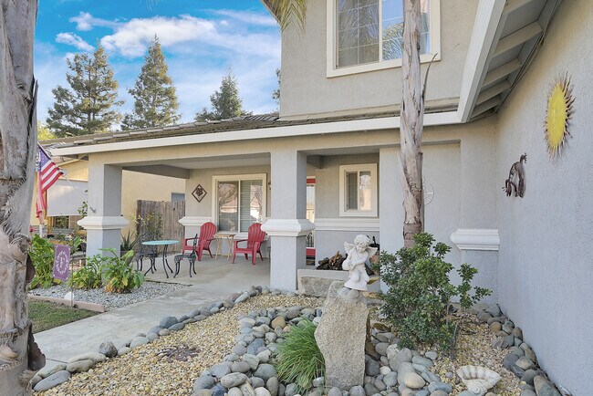 Building Photo - 2052 Gold River Dr