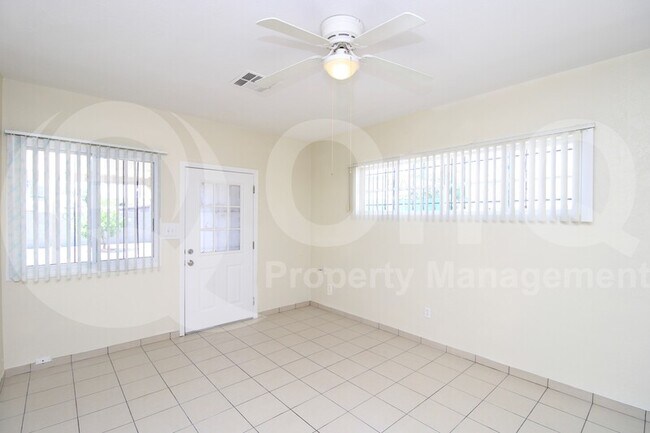 Foto del edificio - 1231 East Elm Street