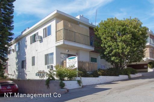 Primary Photo - Studio, 1 bath Apartment - 3432 34 Centine...