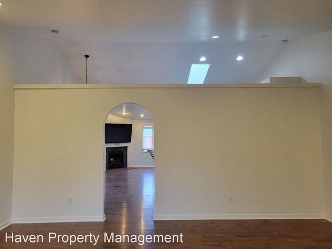 Building Photo - 3 br, 2 bath House - 21118 SE 278th Pl