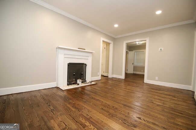Building Photo - 112 Saynor Cir