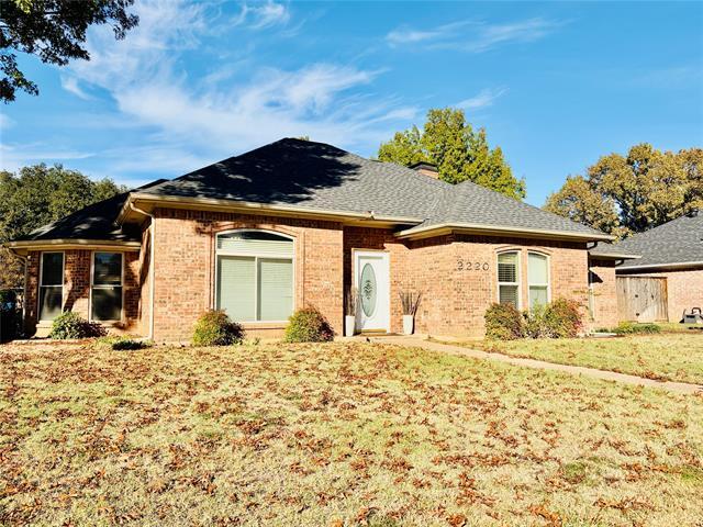 Foto del edificio - 2220 College Pkwy