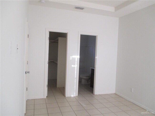 Foto del edificio - 3004 Diamondhead Ave