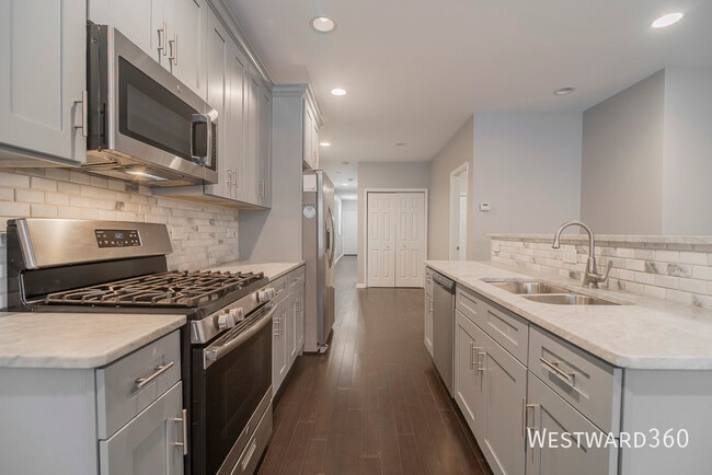 Foto del edificio - 1906 W 17th St