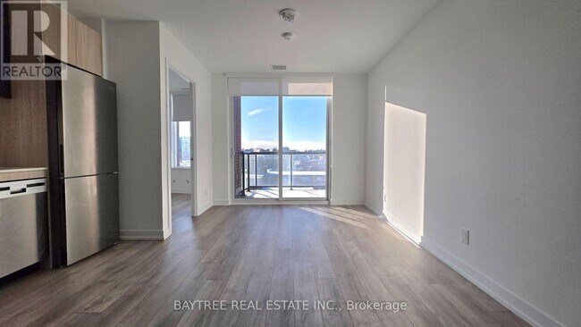 Building Photo - 3100 Keele St