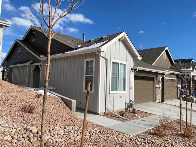 Foto principal - Newer Home in Wildgrass