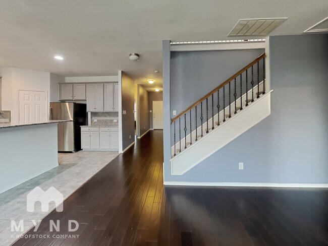 Foto del edificio - 2058 Rosebury Ln