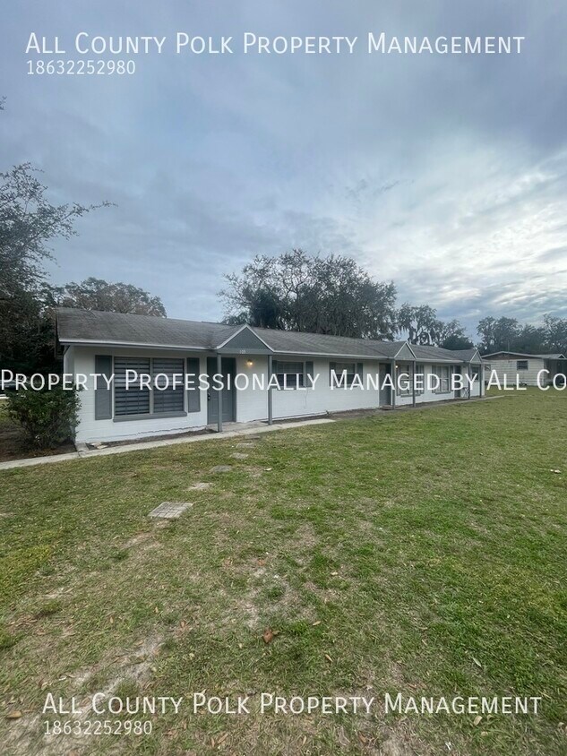 105 Hamolia Ave, Polk City, FL 33868 Room for Rent in Polk City, FL
