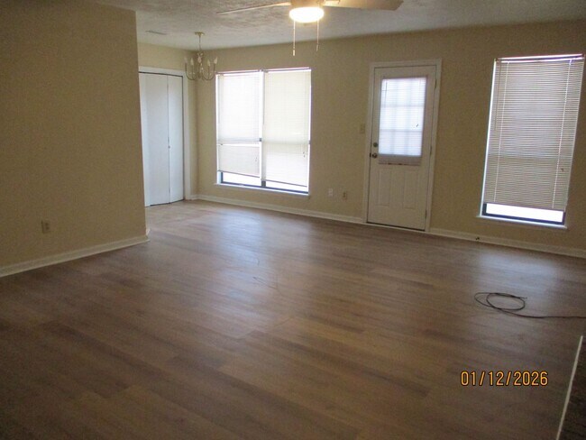 Foto del edificio - Charming 3-Bedroom Brick Home for Rent – Hephzibah, GA