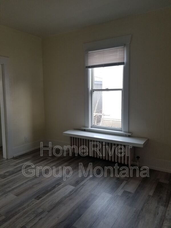 Foto del edificio - 334 W Alder St